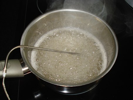 thermometer in hot pan